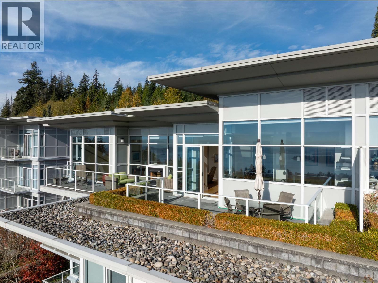 2200 Chippendale Road, West Vancouver — photo 8