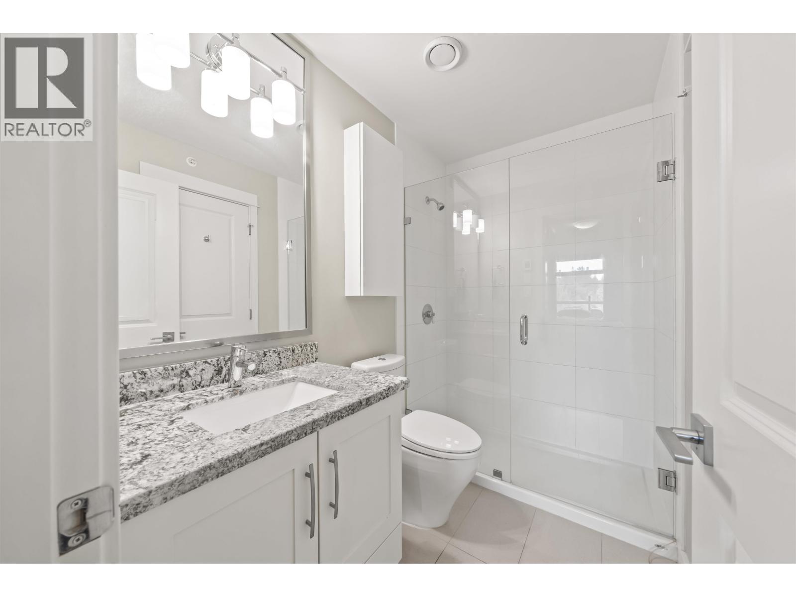 #302-5011 SPRINGS Boulevard, Delta