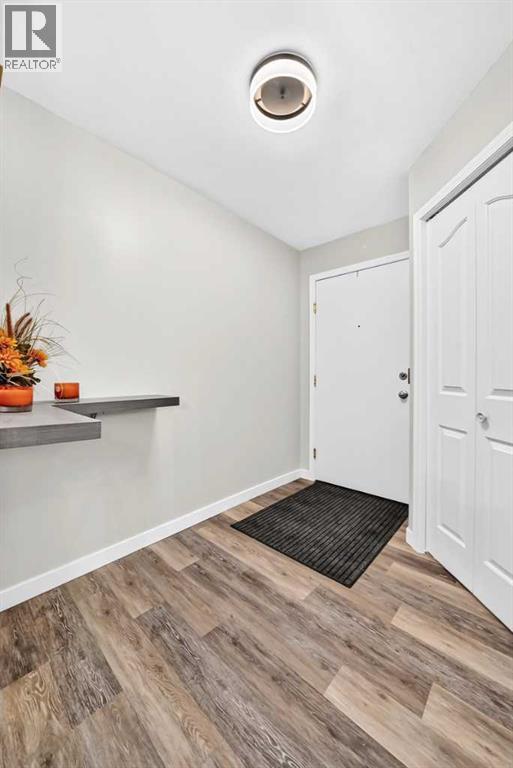 106, 4000 Somervale Court SW, Calgary — photo 24