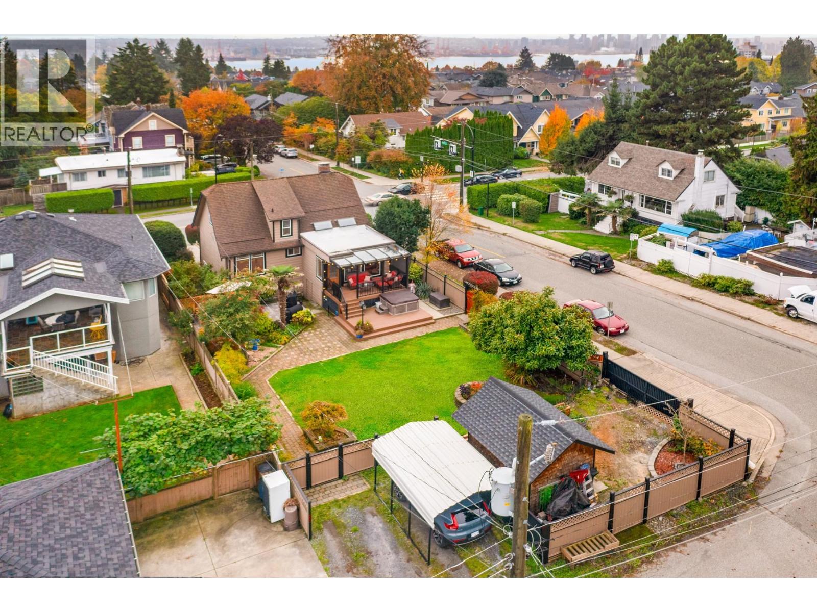 402 E 13th Street