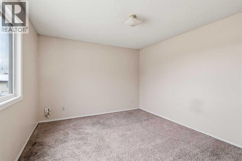 Property photograph 11 for MLS A2355317