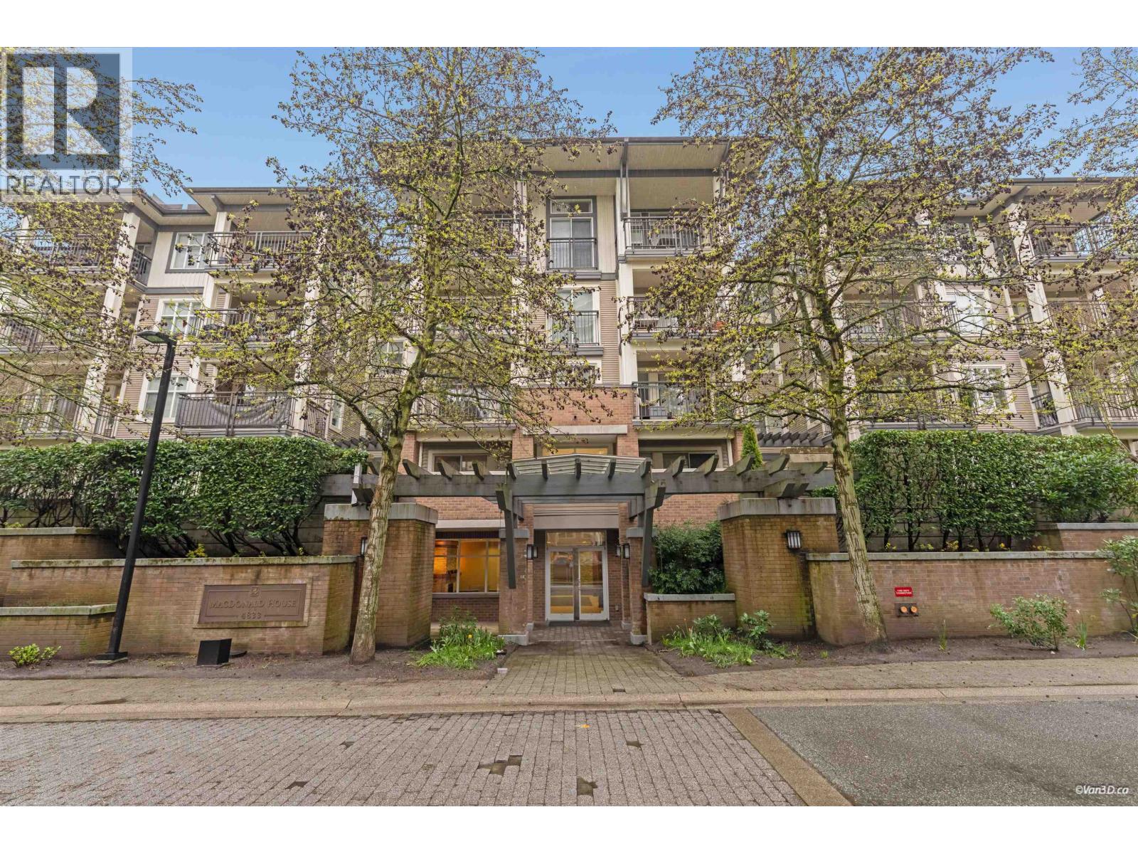 217 4833 BRENTWOOD Drive, Burnaby