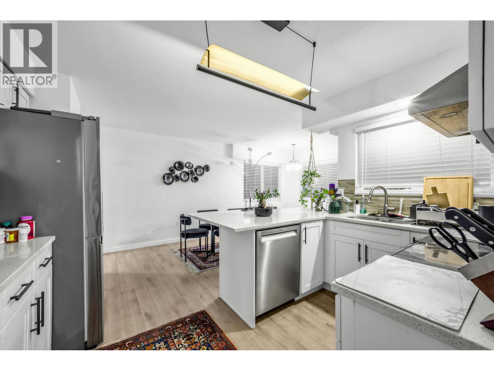 5478 Heathdale Court, Burnaby — photo 10