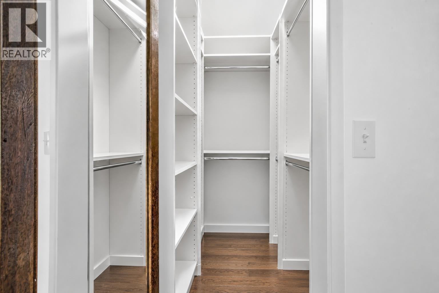5478 Heathdale Court, Burnaby — photo 17