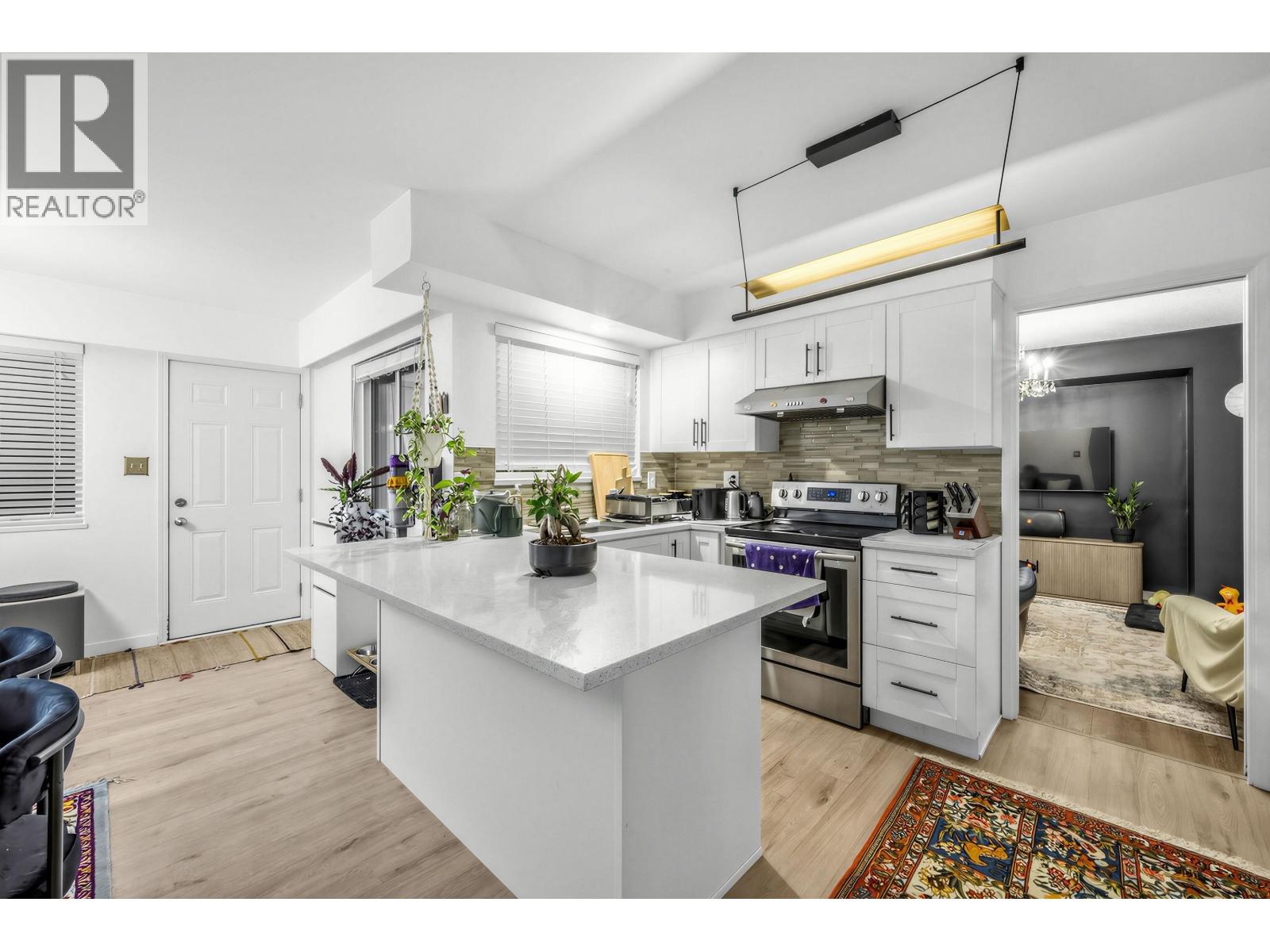 5478 Heathdale Court, Burnaby — photo 8