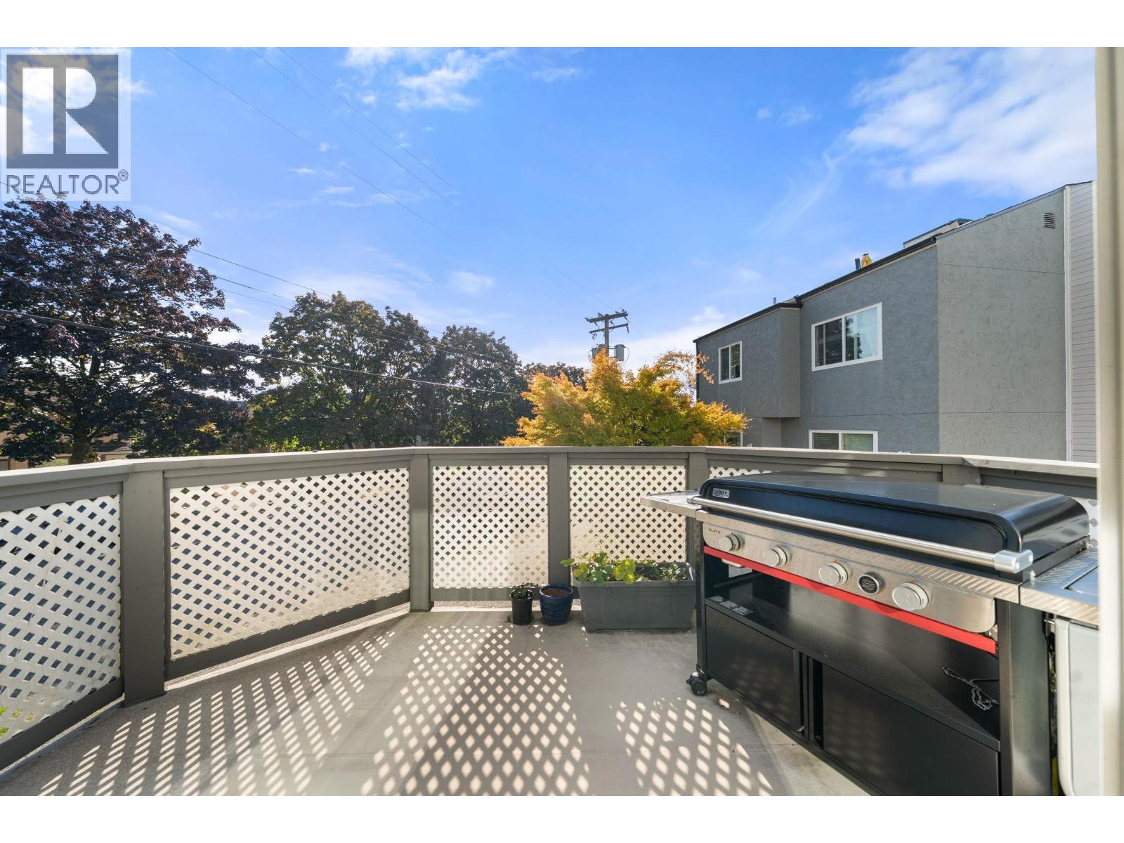 1 224 W 16th Street, North Vancouver — photo 30