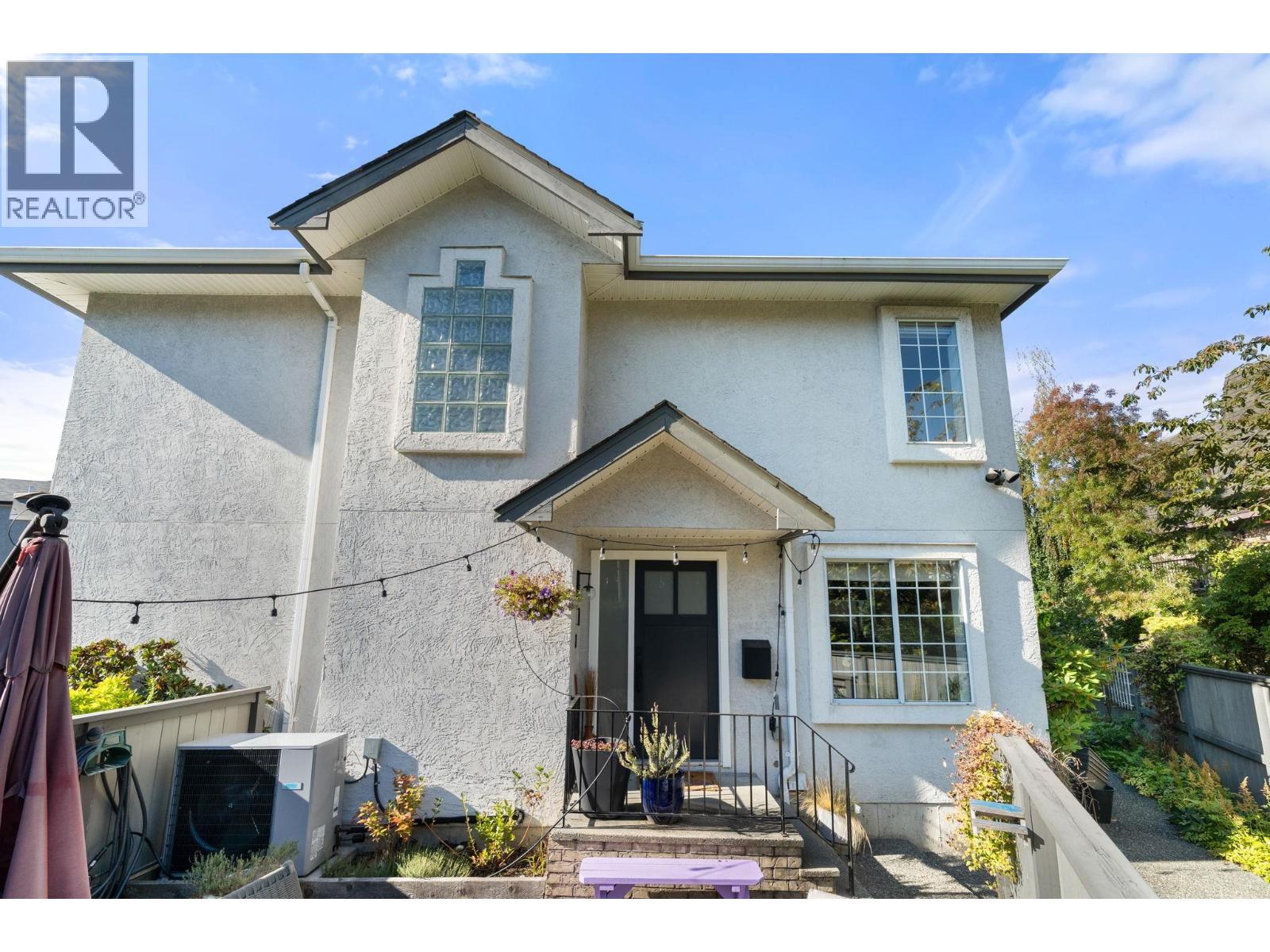 1 224 W 16th Street, North Vancouver — photo 29