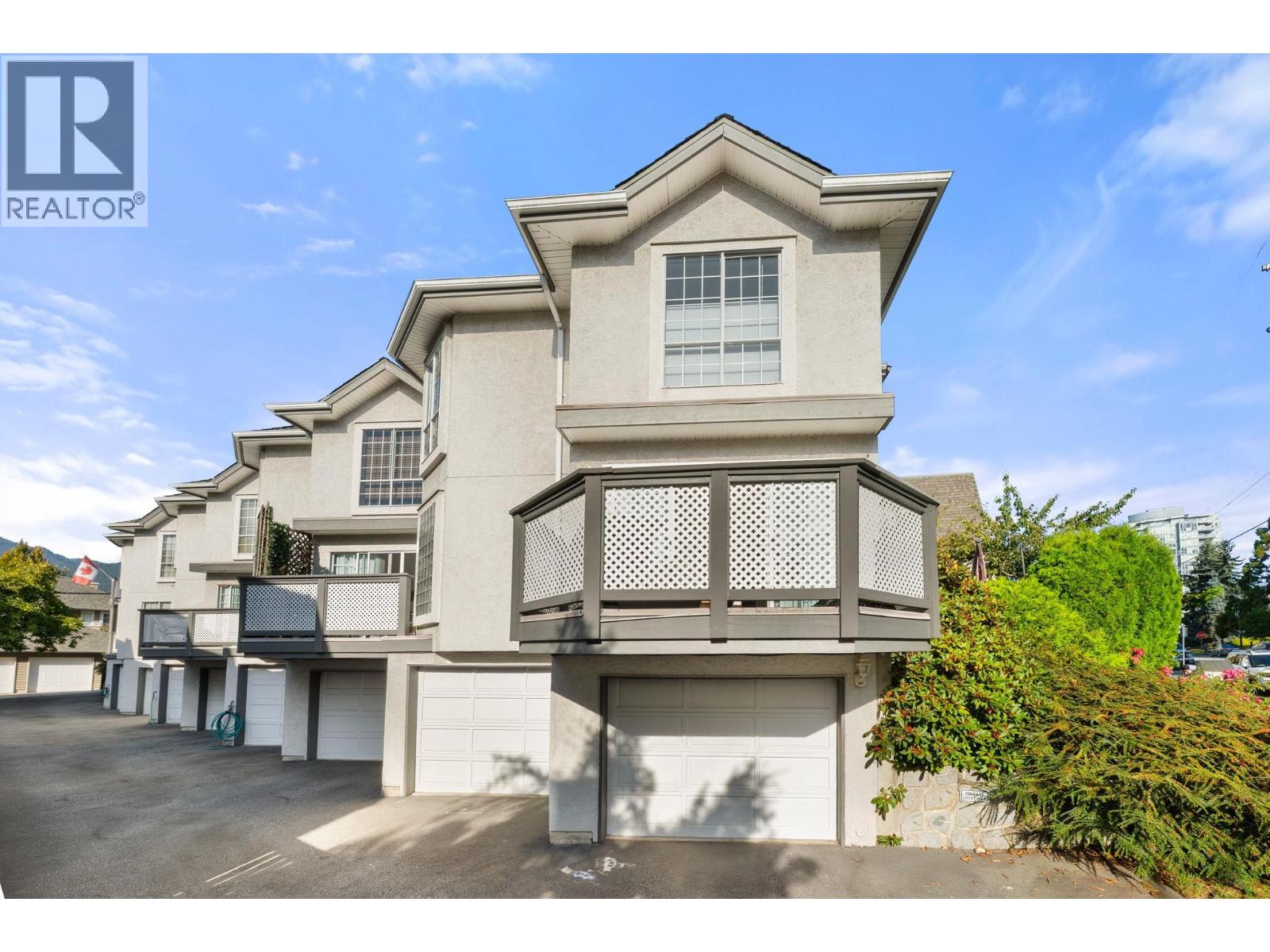 1 224 W 16th Street, North Vancouver — photo 31