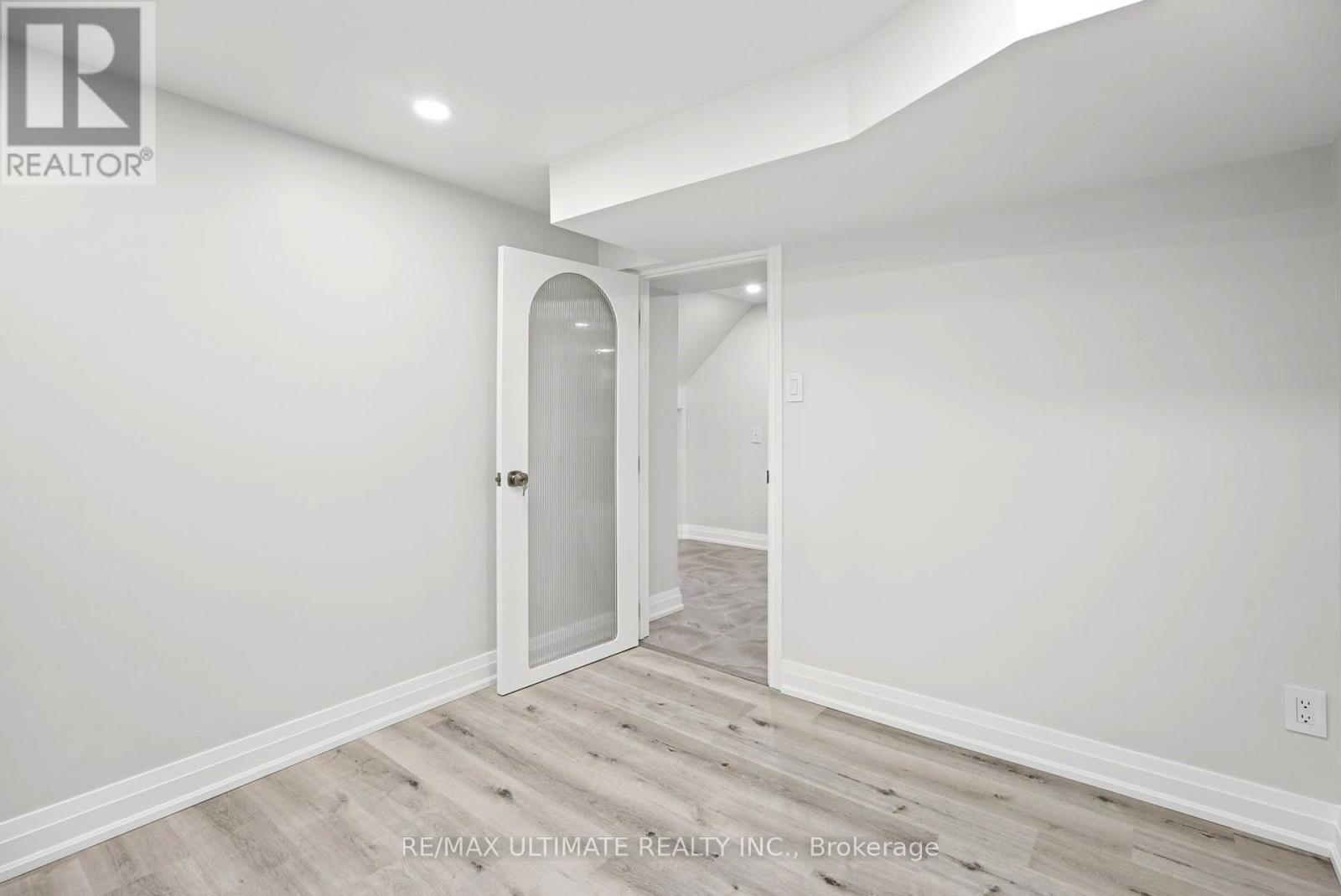 BSMT - 38 WATERBURY DRIVE, Toronto (Willowridge-Martingrove-Richview) — photo 11