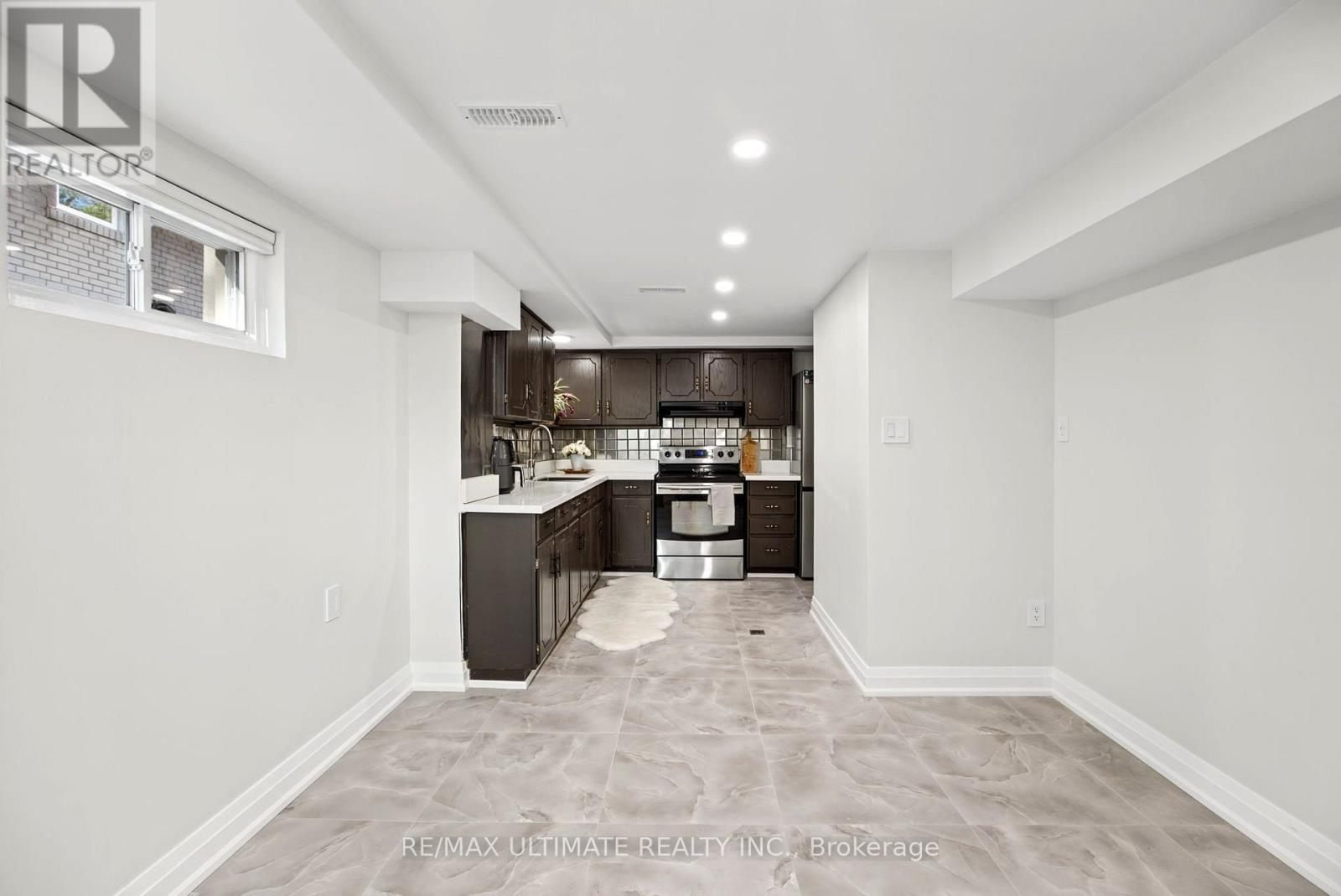 BSMT - 38 WATERBURY DRIVE, Toronto (Willowridge-Martingrove-Richview) — photo 5