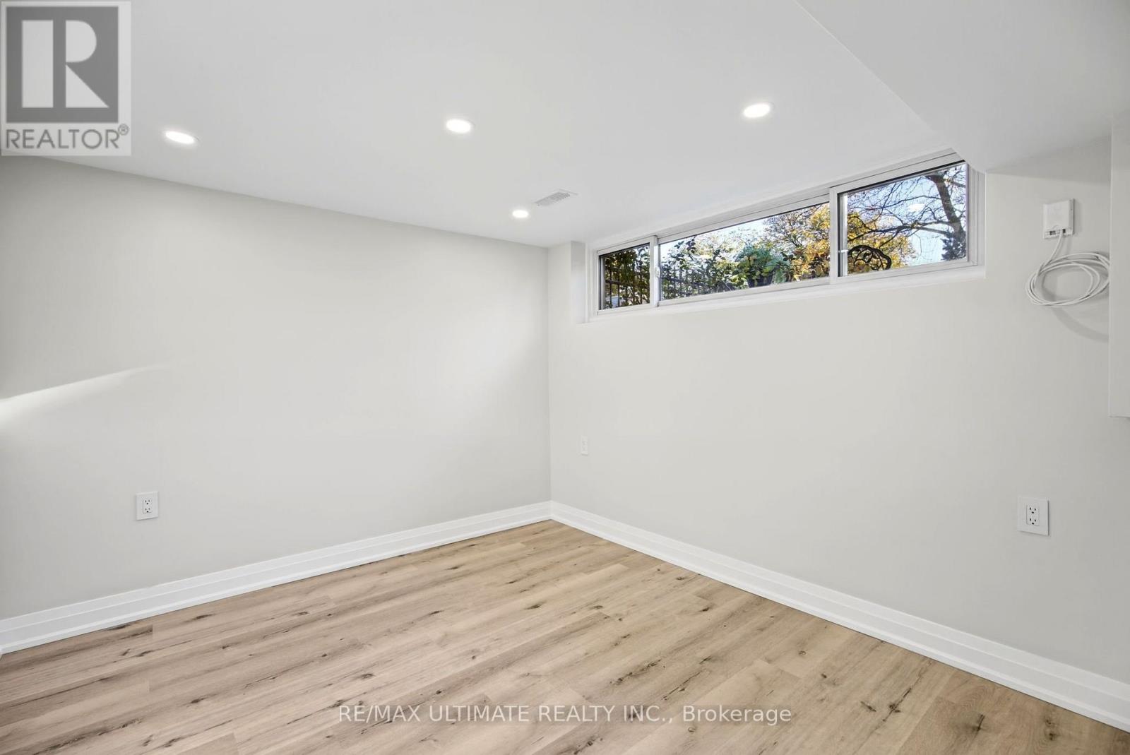 BSMT - 38 WATERBURY DRIVE, Toronto (Willowridge-Martingrove-Richview) — photo 8