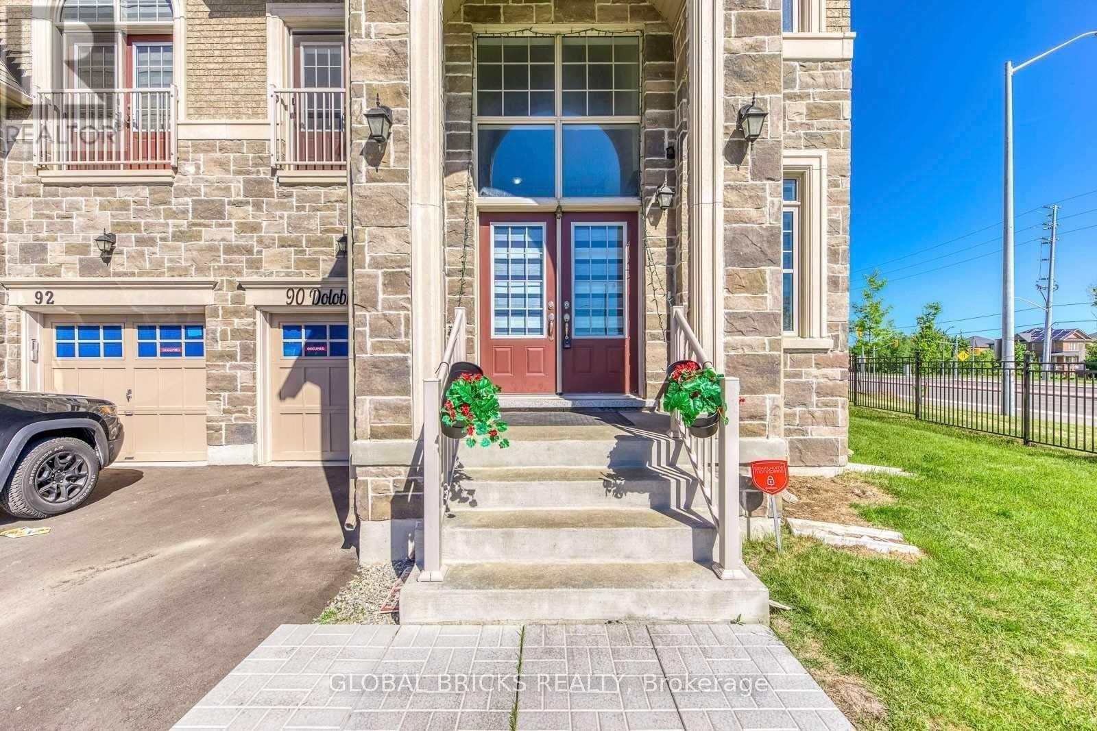 UPPER - 90 DOLOBRAM TRAIL, Brampton (Northwest Brampton) — photo 2