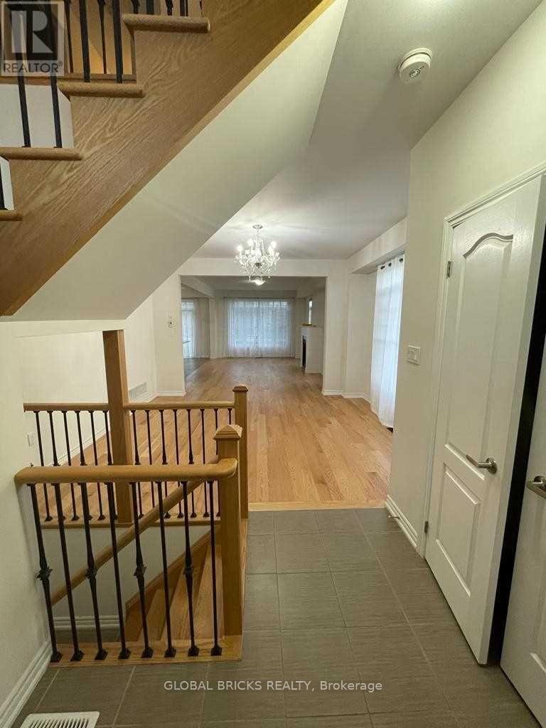 UPPER - 90 DOLOBRAM TRAIL, Brampton (Northwest Brampton) — photo 5