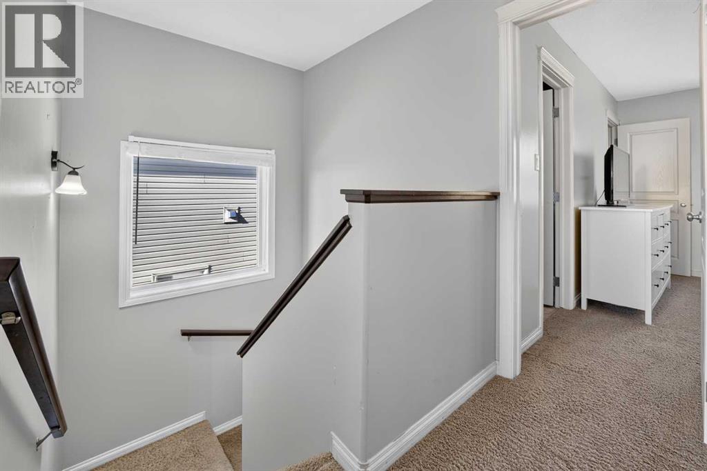 71 Keystone Terrace W, photo 17 of 44
