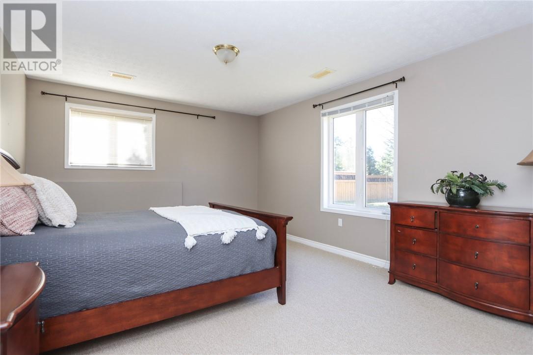 119 Merrygale Dr - 36