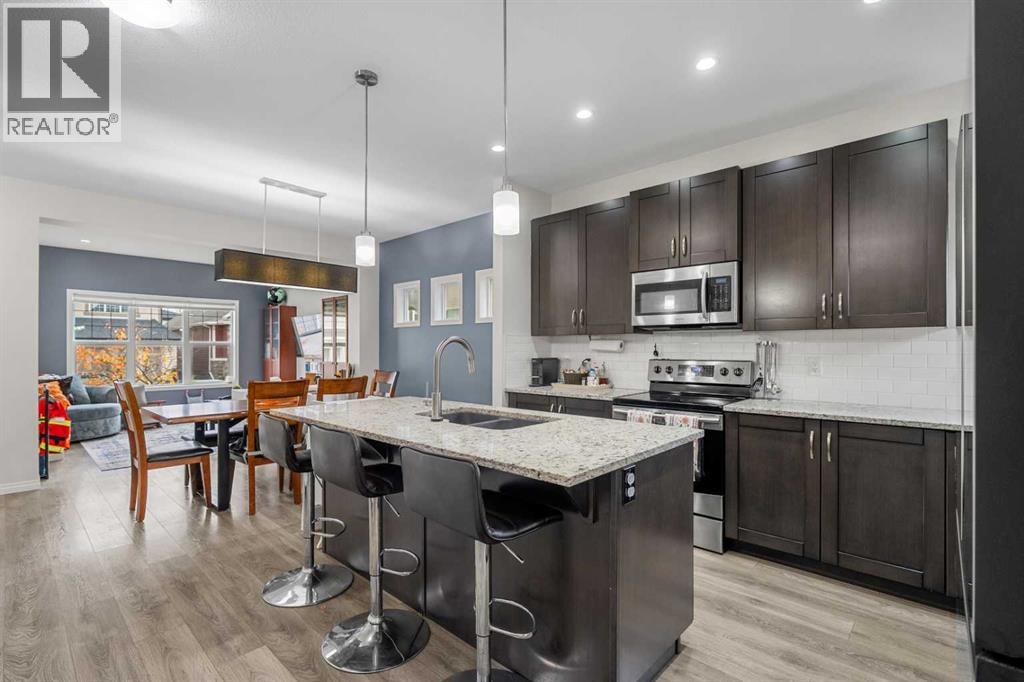 Property photograph 12 for MLS A2355297