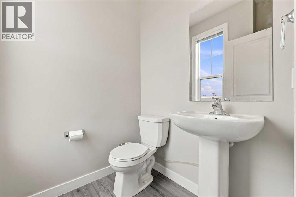 Property photograph 10 for MLS A2355023