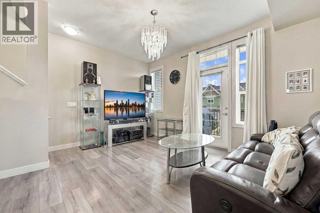 Property photograph 3 for MLS A2355023