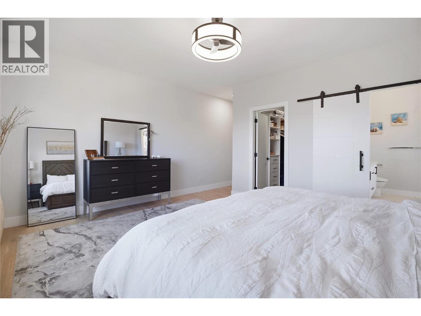  2149 Ensign Quay, West Kelowna