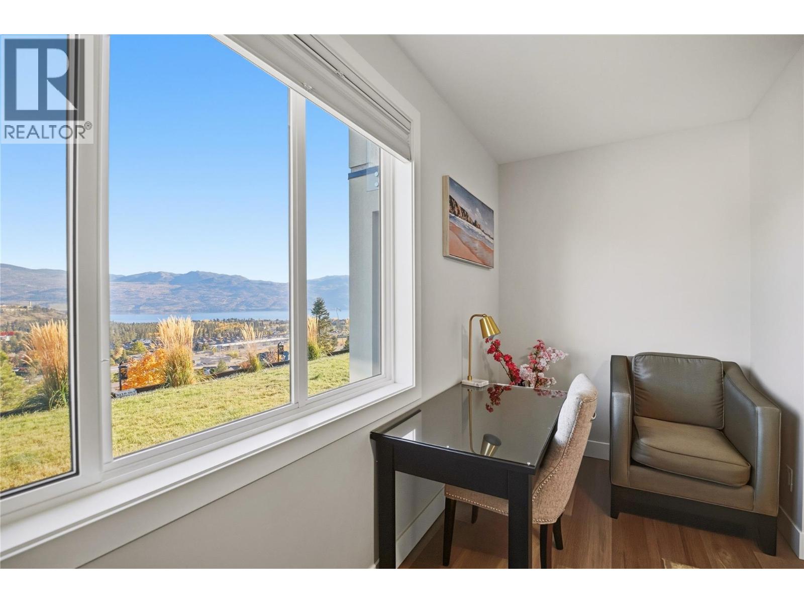  2149 Ensign Quay, West Kelowna