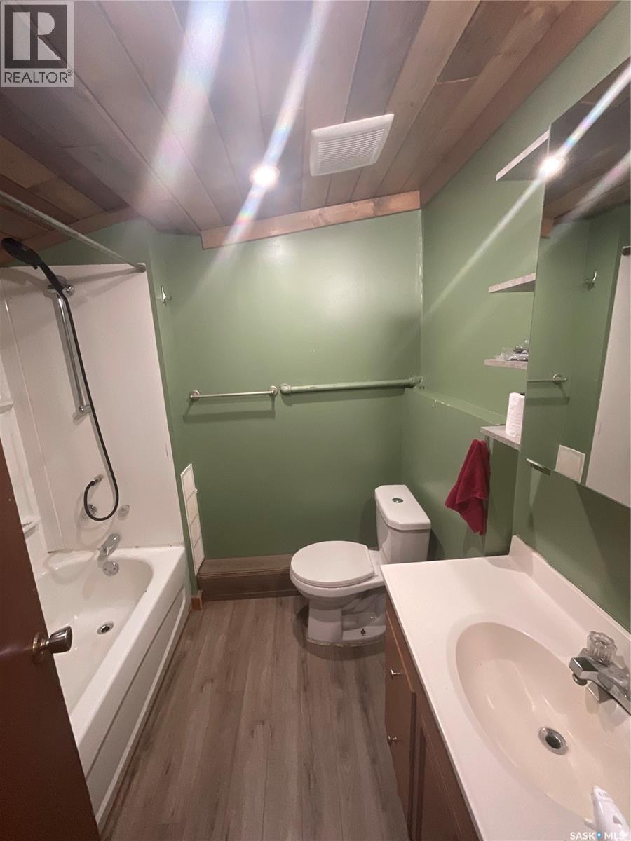 403 Main STREET, Wakaw — photo 11