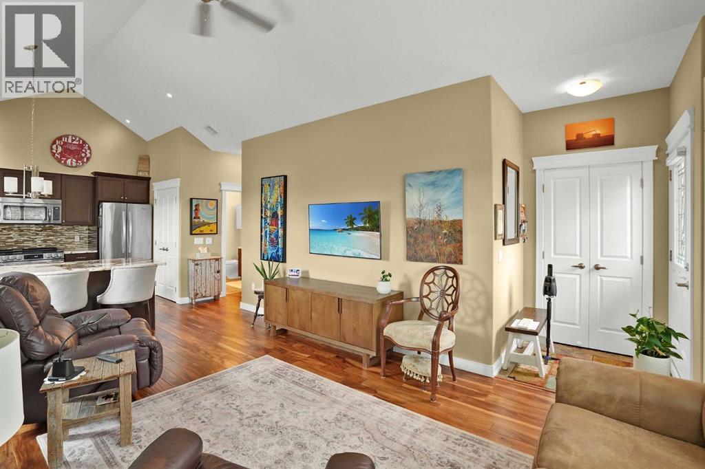 6, 20 River Heights View, photo 5 of 28