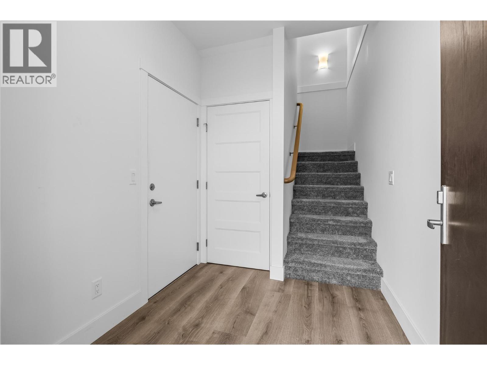  1556 Tower Ranch Drive, Kelowna
