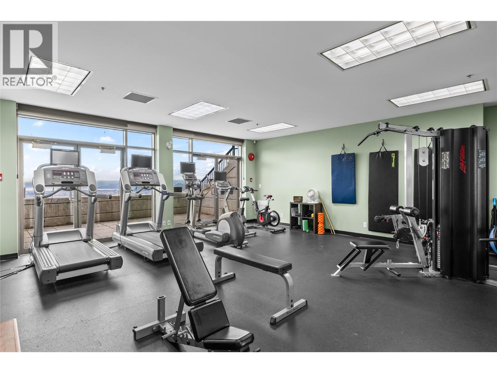  1556 Tower Ranch Drive, Kelowna