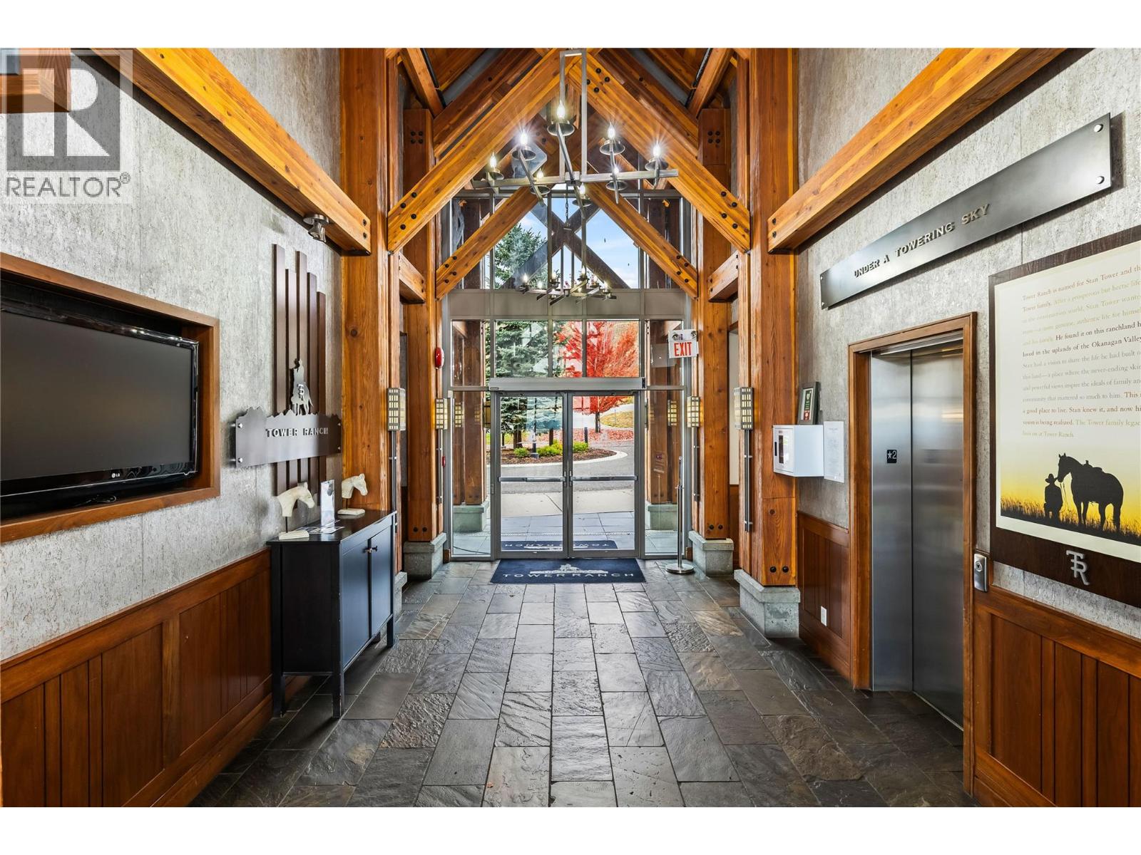  1556 Tower Ranch Drive, Kelowna