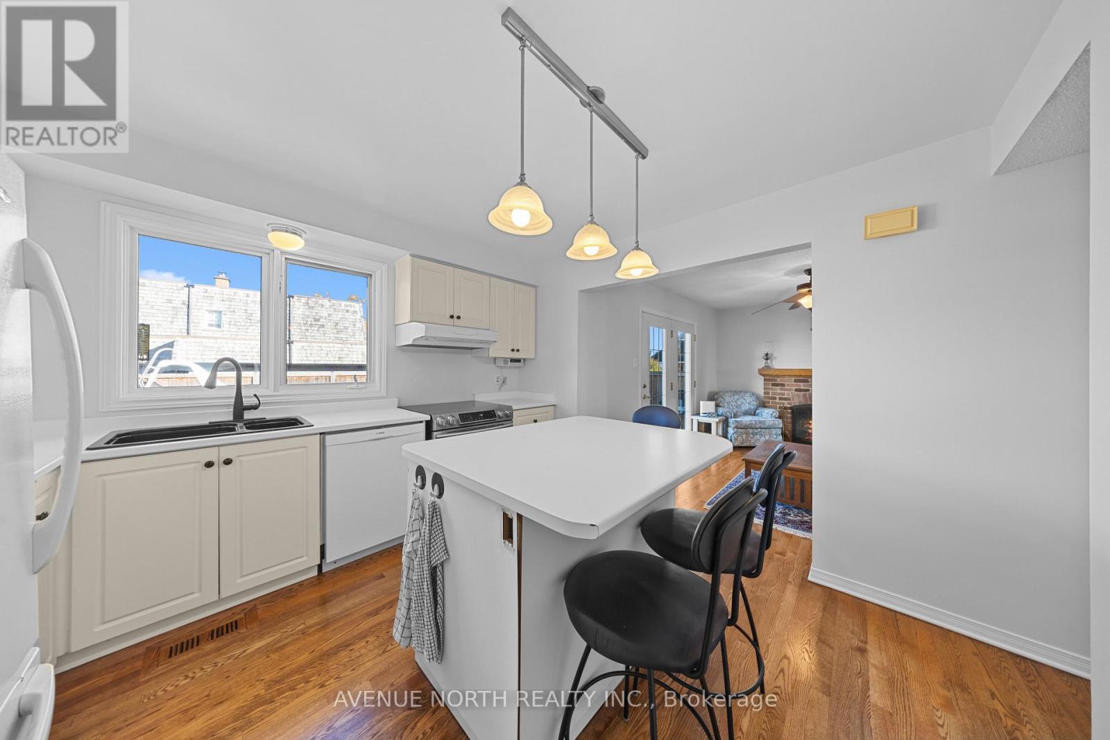 35 WYNFORD AVENUE, Ottawa — photo 9