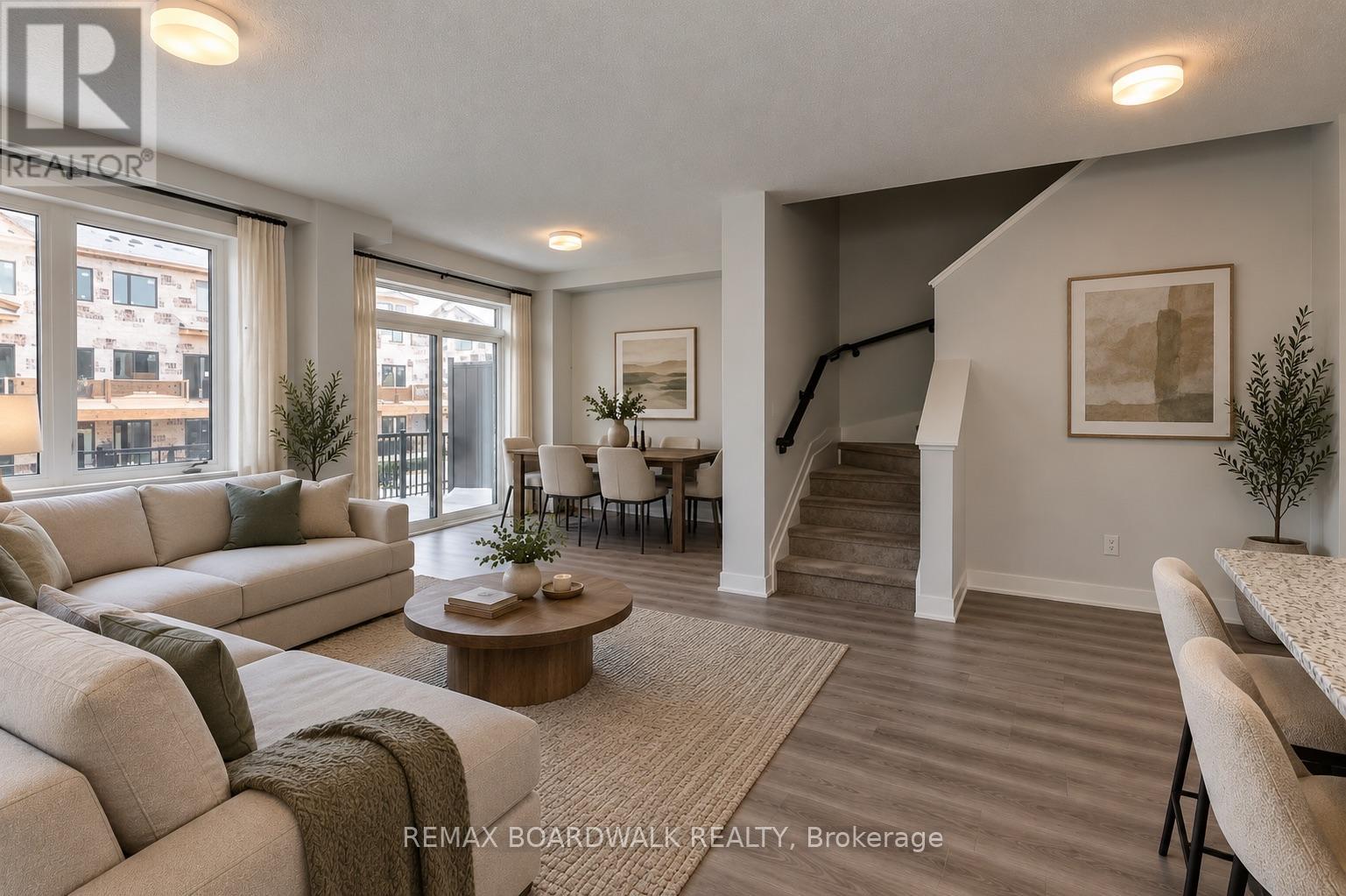 235 ANYOLITE PRIVATE, Ottawa — photo 9