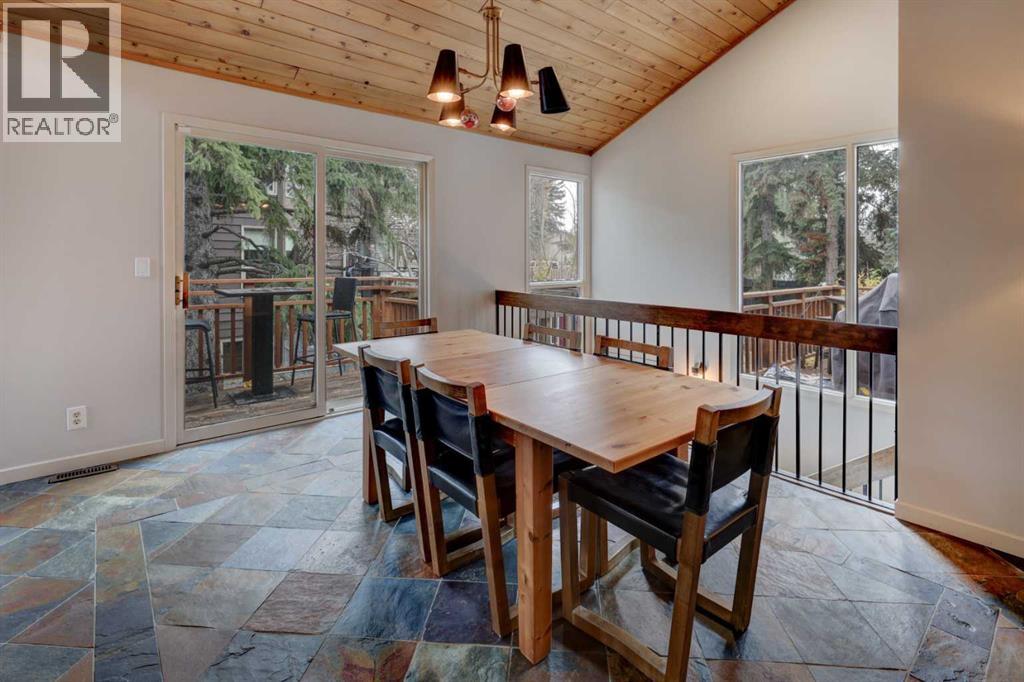 216 Pump Hill Gardens SW, Calgary — photo 12