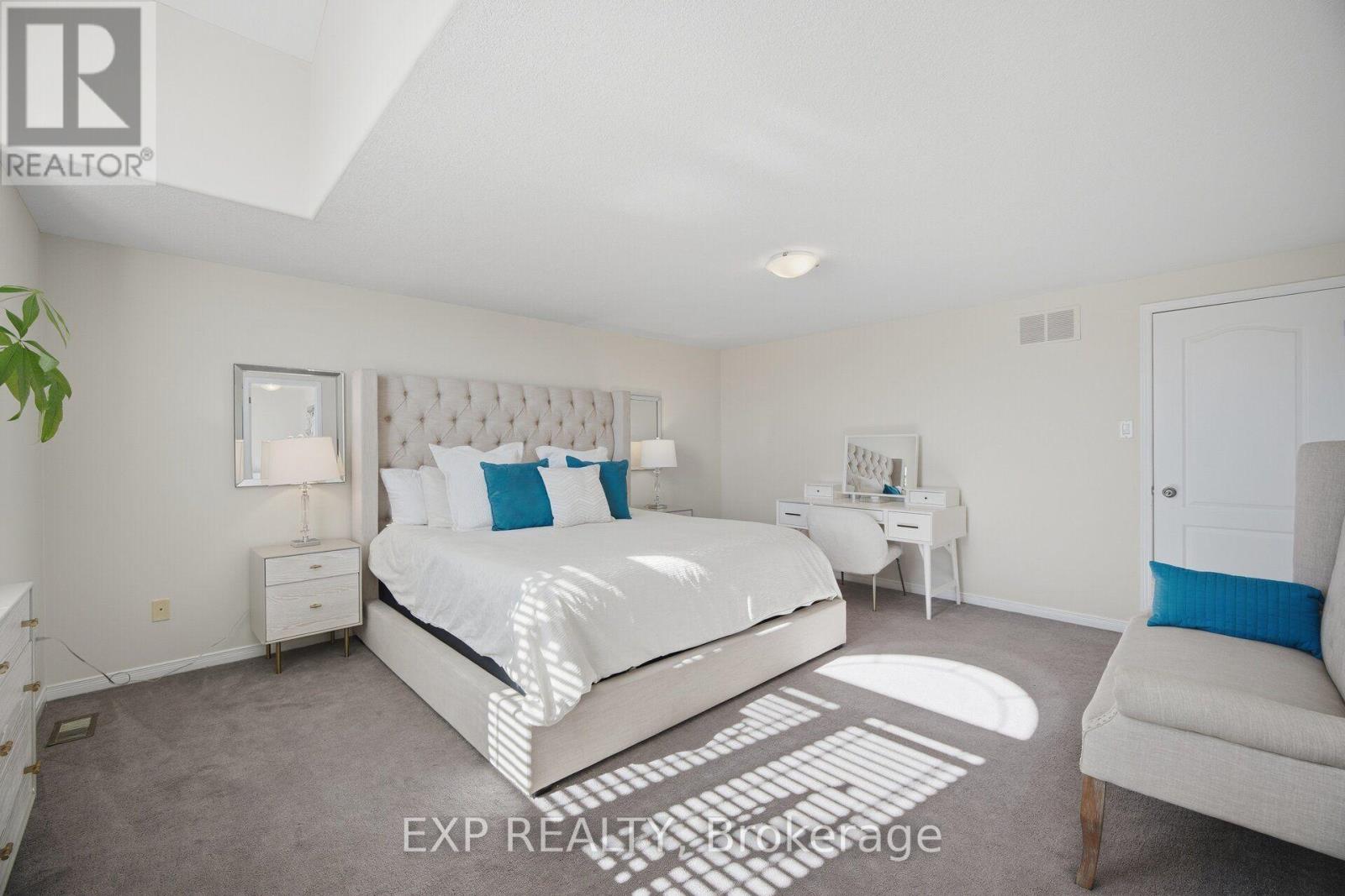 16 Shephard Avenue, New Tecumseth photo 17