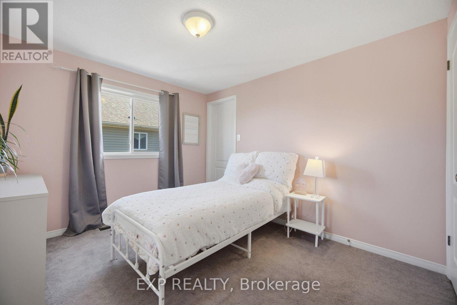 16 Shephard Avenue, New Tecumseth photo 27