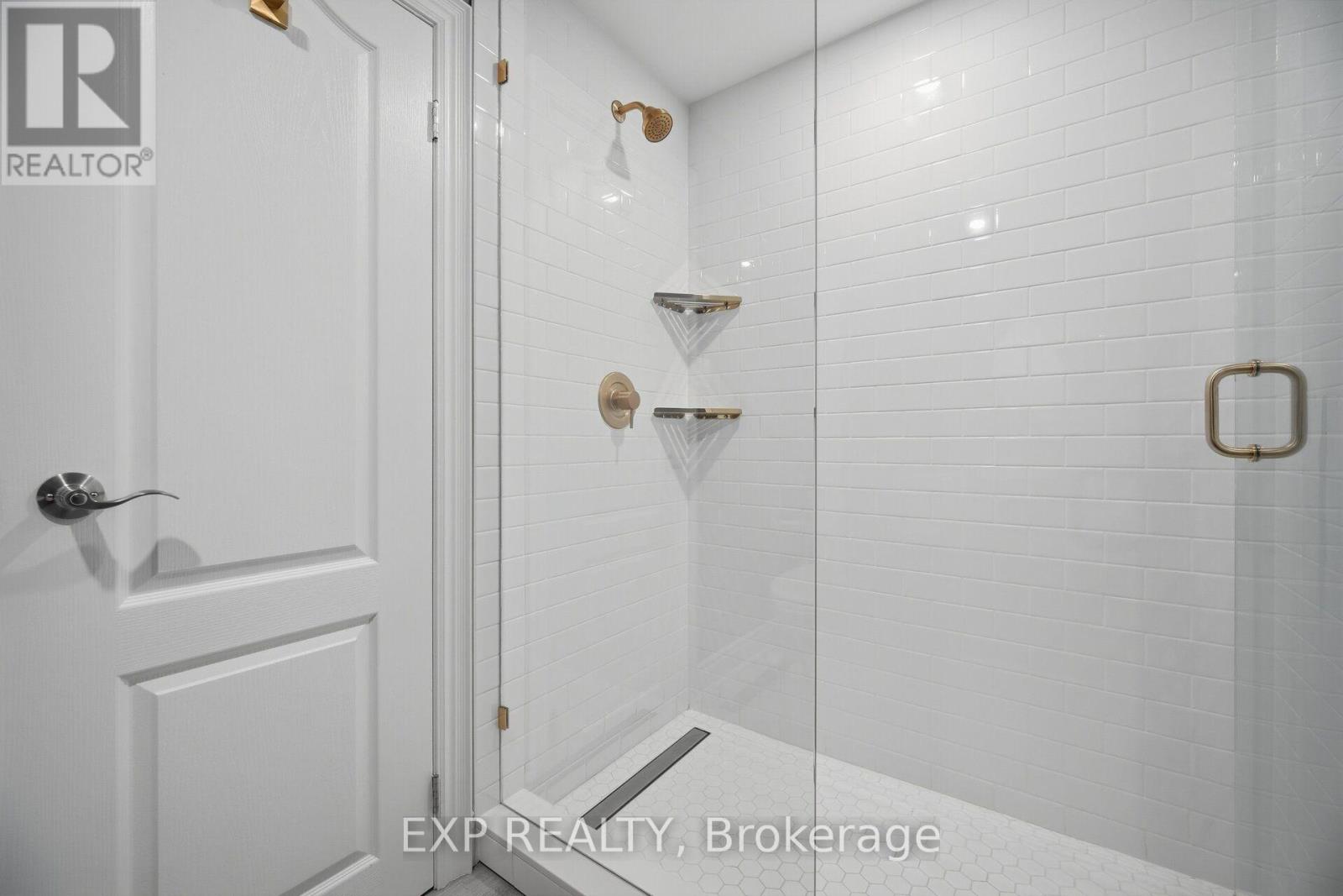 16 Shephard Avenue, New Tecumseth, ON photo 41