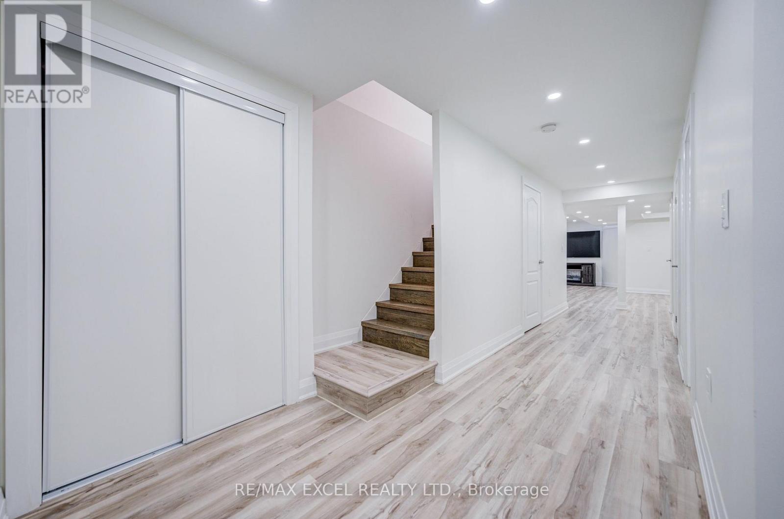 22 Pitney Avenue, Richmond Hill, ON photo 23