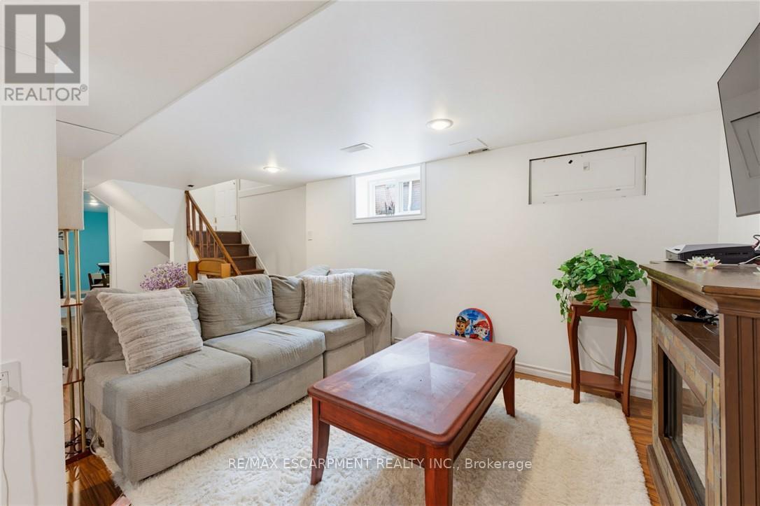 551 Upper Sherman Avenue, Hamilton, ON photo 16