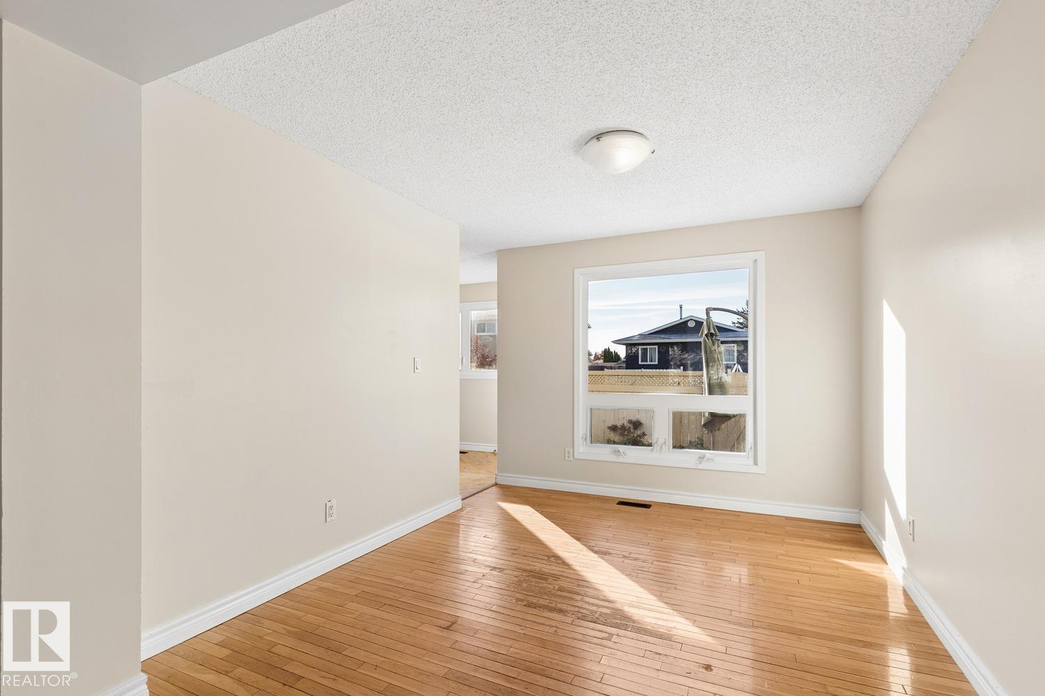 14713 25 ST NW, Edmonton — photo 14