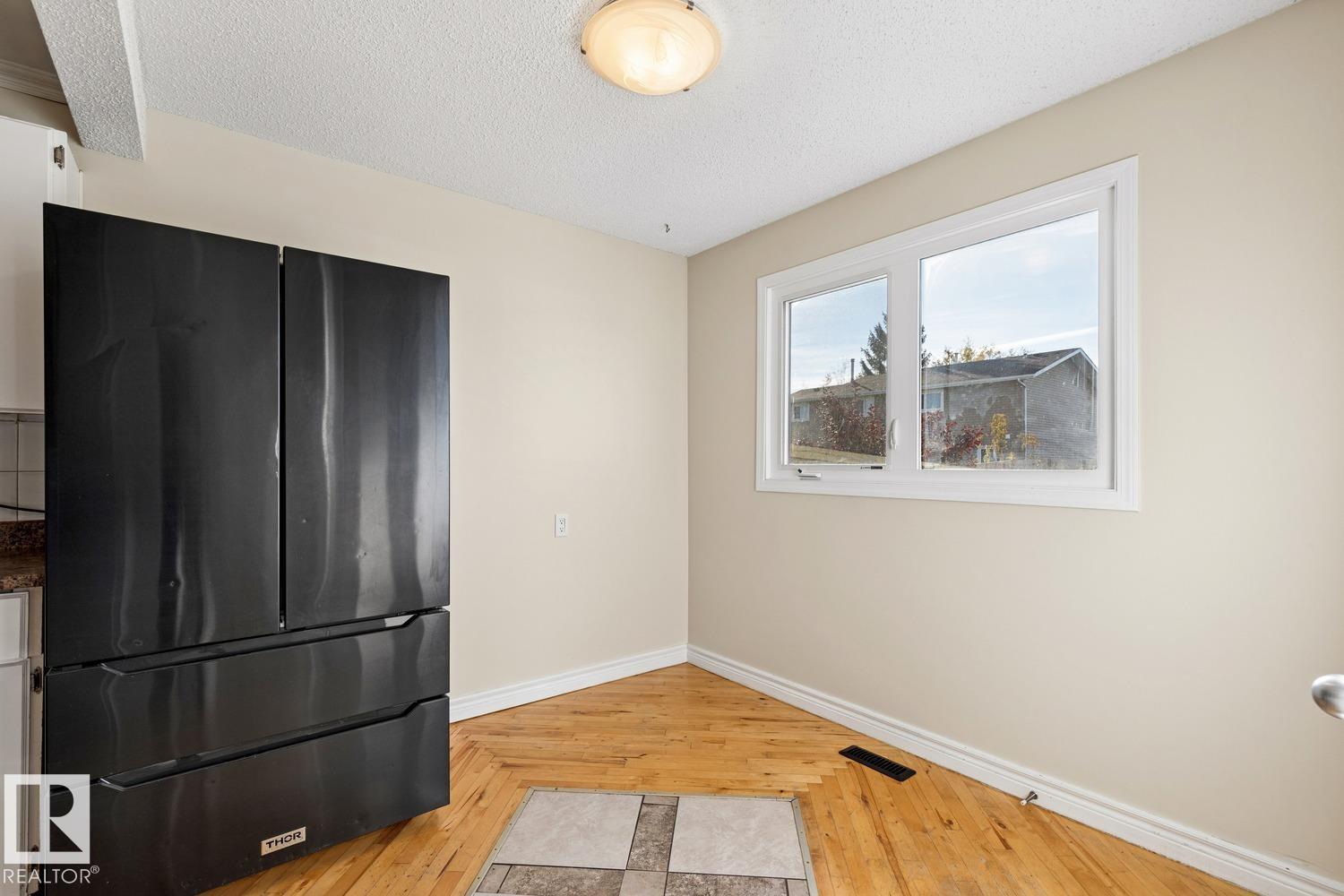 14713 25 ST NW, Edmonton — photo 15