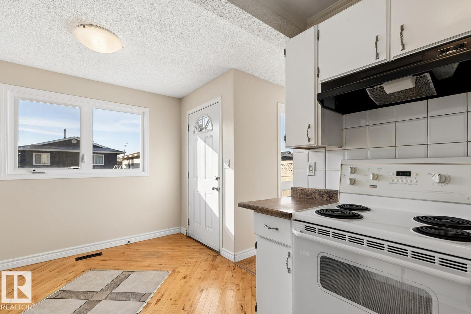 14713 25 ST NW, Edmonton — photo 18