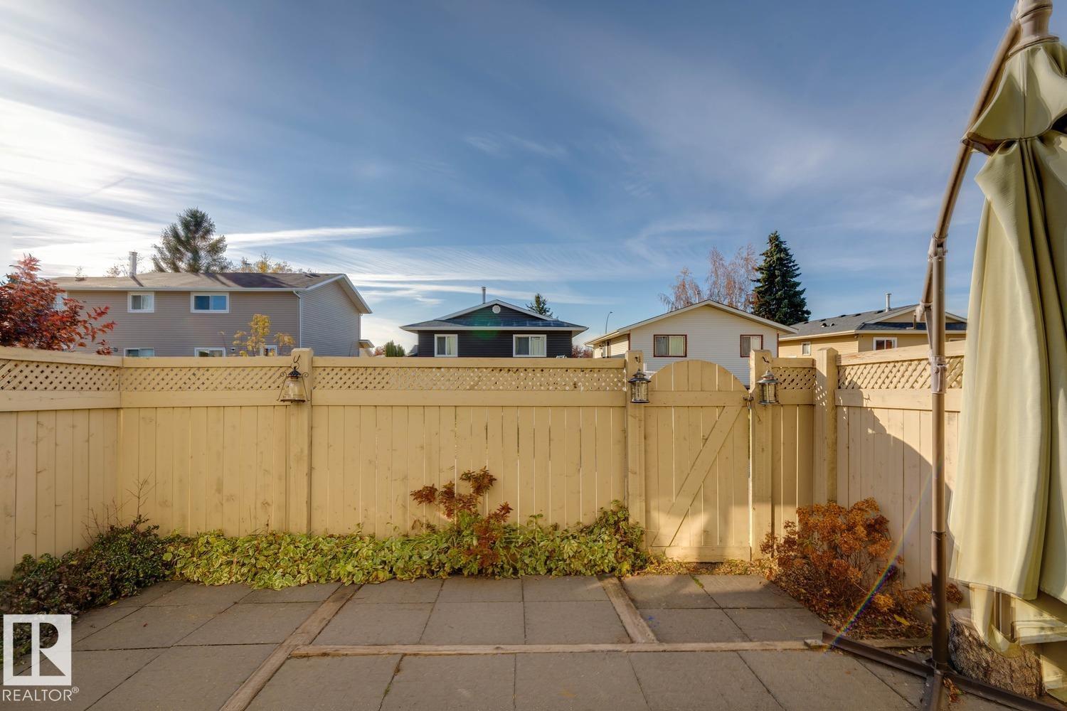 14713 25 Street NW, photo 47