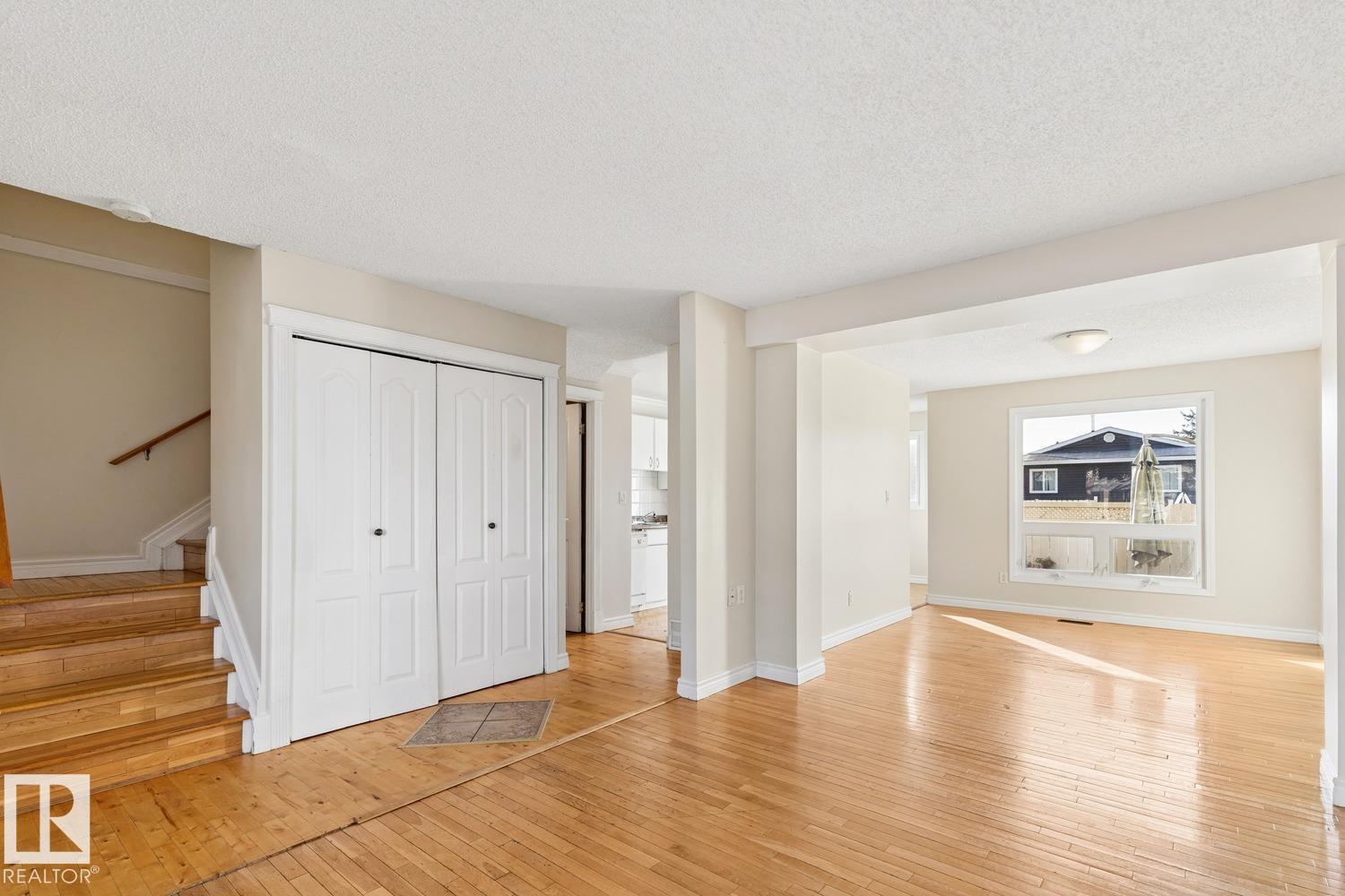 14713 25 ST NW, Edmonton — photo 9
