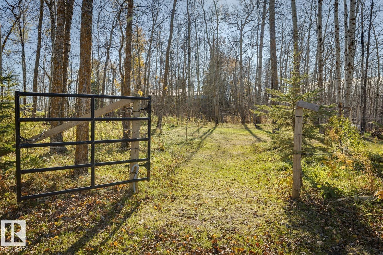 36, 50106 Range Road 204, Rural Beaver County — photo 34