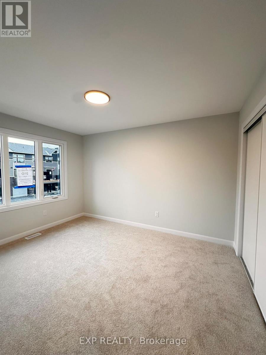 678 MOONGLADE CRESCENT, Ottawa — photo 6
