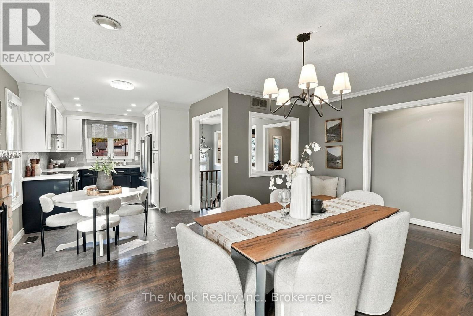 1 Inglewood Place, Whitby, ON photo 15