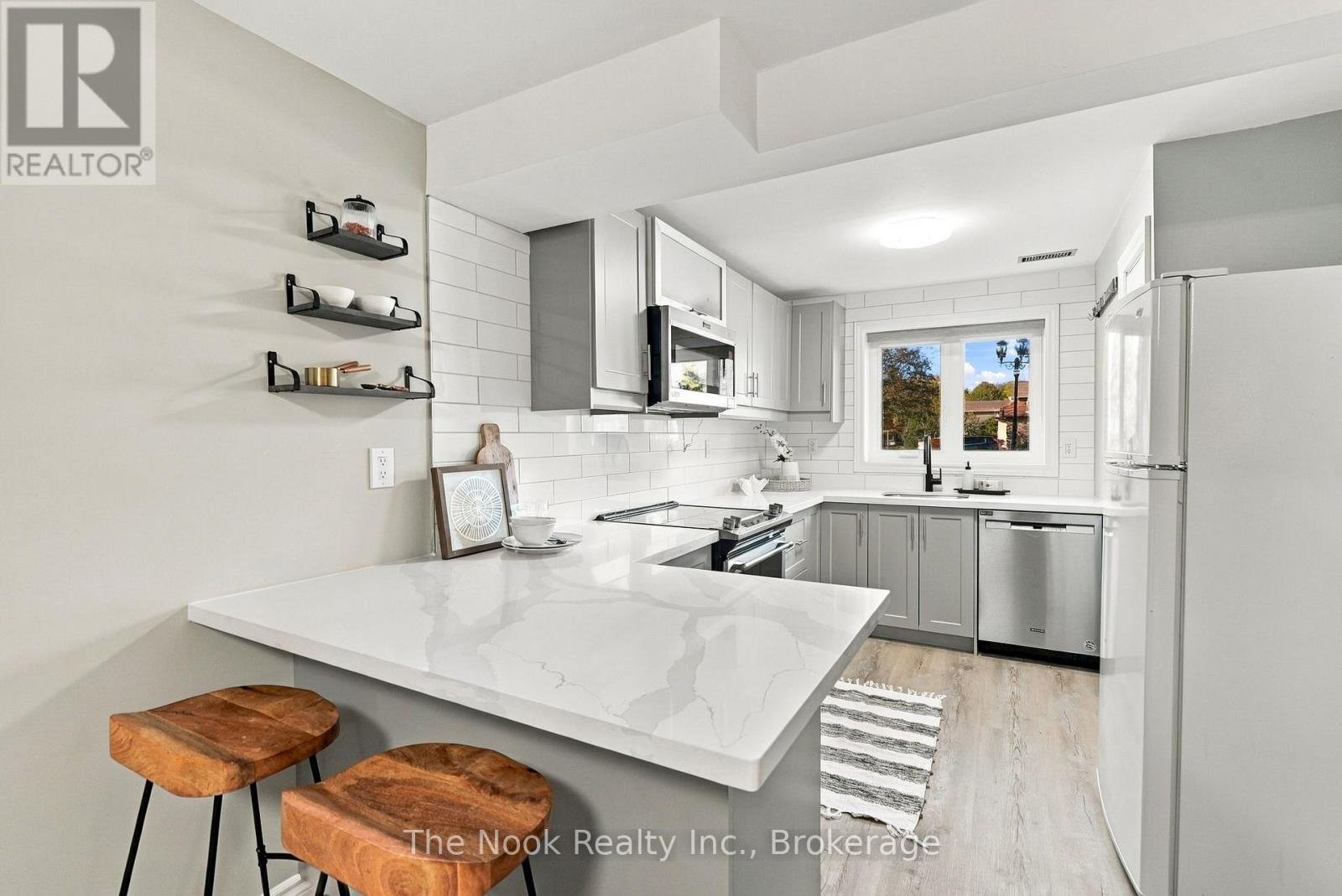 1 Inglewood Place, Whitby, ON photo 34
