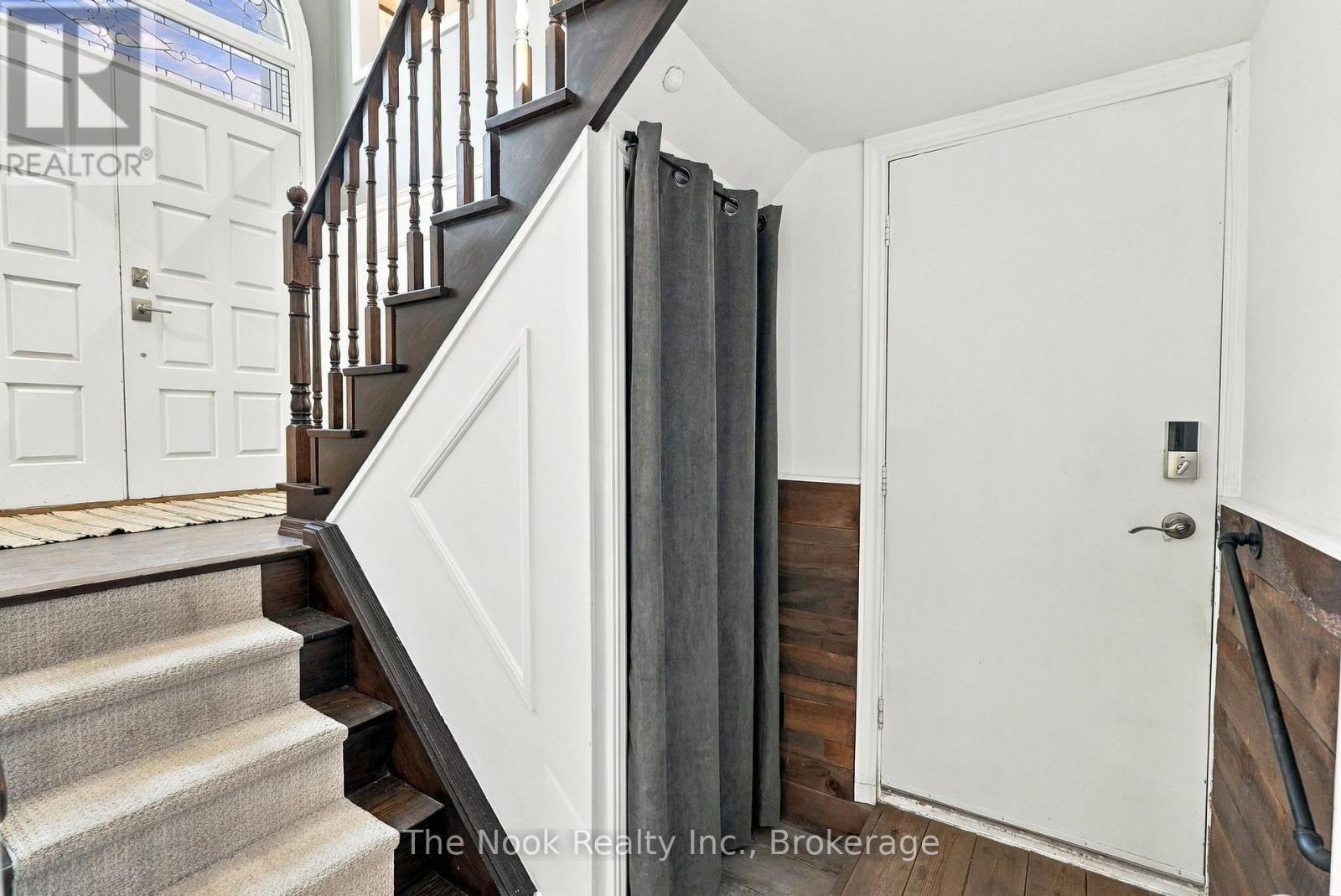 1 Inglewood Place, Whitby, ON photo 30