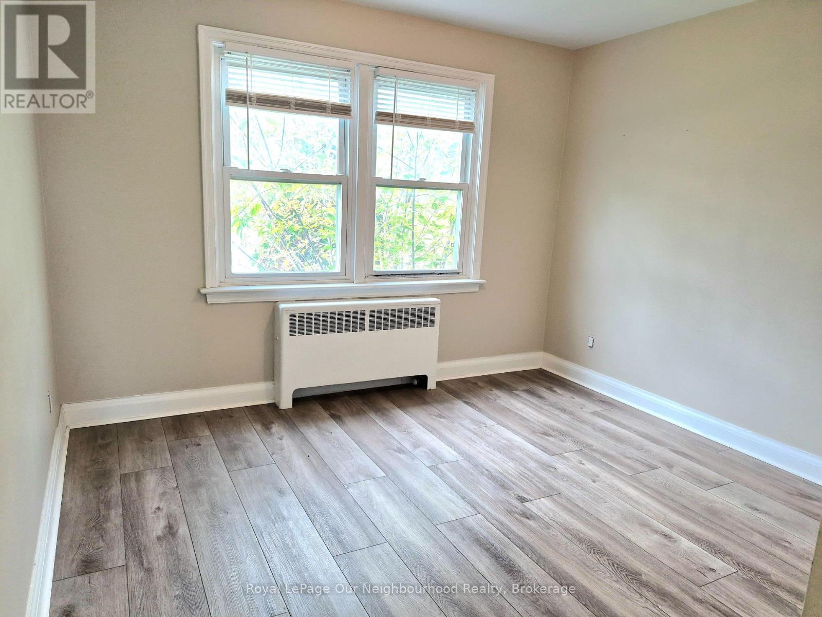 2- 855 Simcoe Street North, Oshawa, ON photo 16