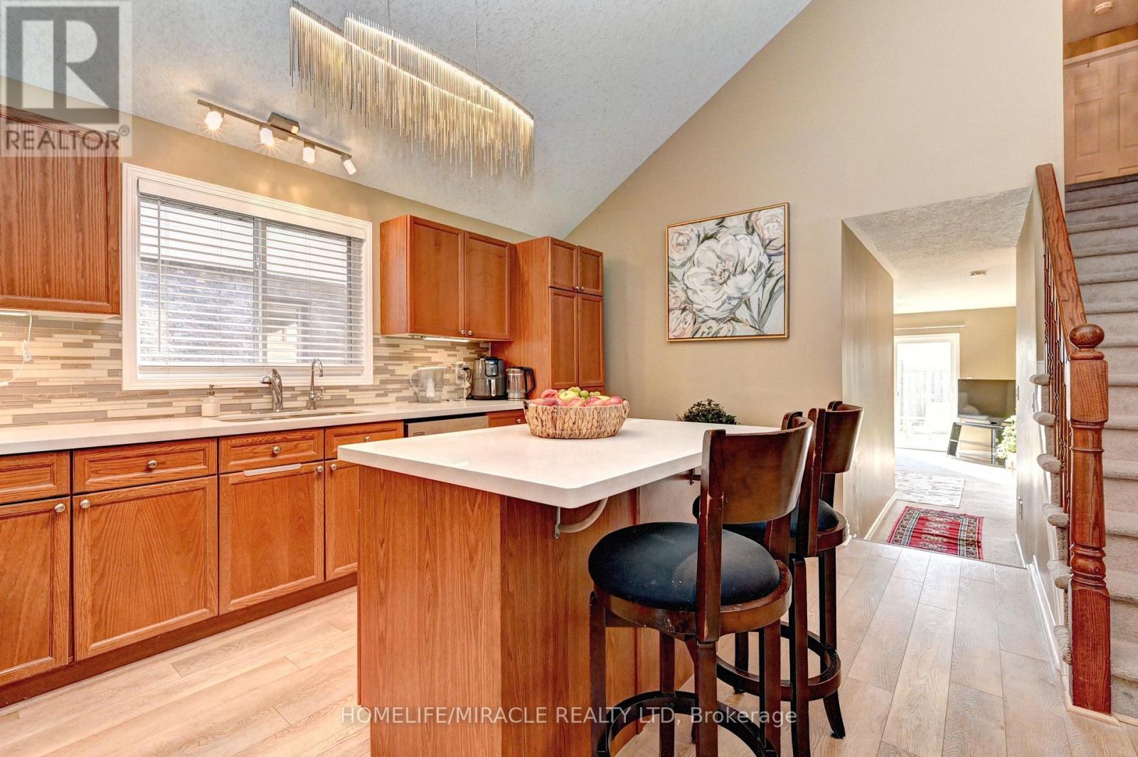 62 Fallowfield Drive, Kitchener, ON photo 12