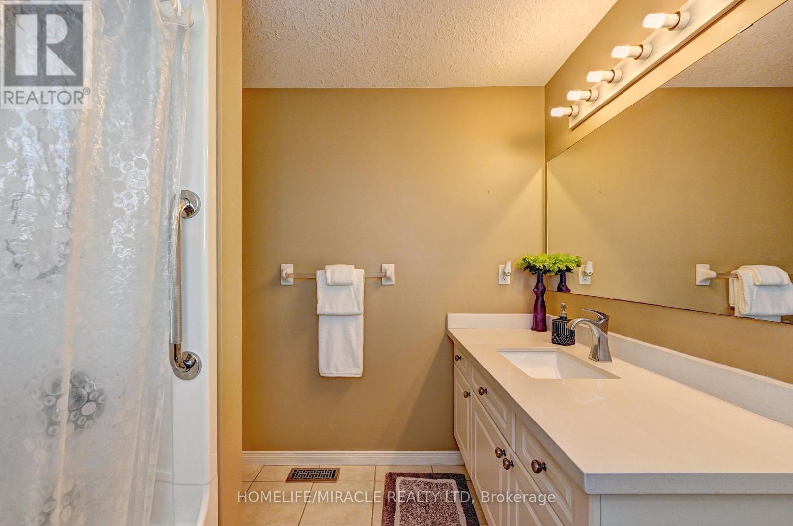 62 Fallowfield Drive, Kitchener, ON photo 28